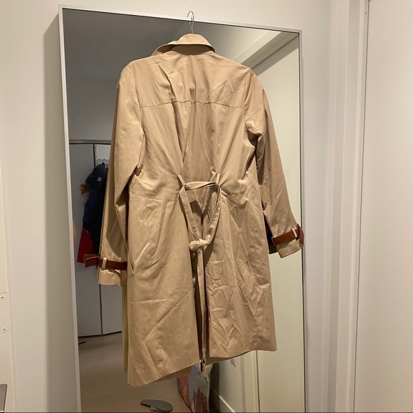 Micheal Kors Trench Coat - Picture 2 of 6